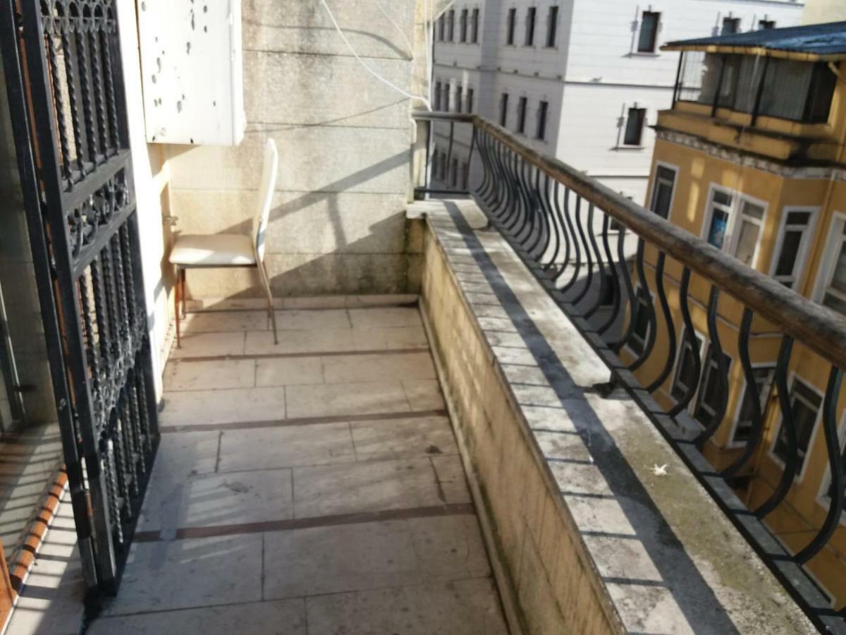 Full House Boutique Hotel Istanbul Exterior photo